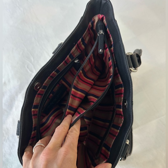 NWOT Tignanello Leather Shoulder Bag - Picture 7 of 11